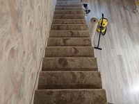 Укладка ковролина на ступени